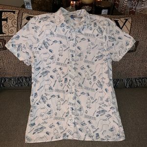 Casual button down short sleeve shirt